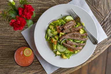 Ensalada ARMADA con Sirloin.